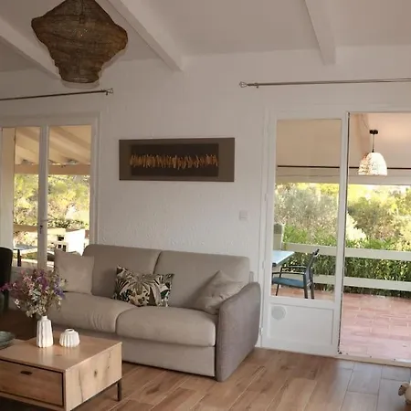 Agreable Vue Avec Piscine