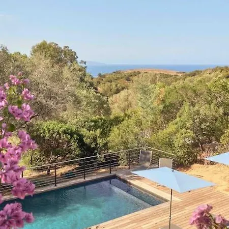Willa Agreable Vue Avec Piscine Sagone (Corsica)
